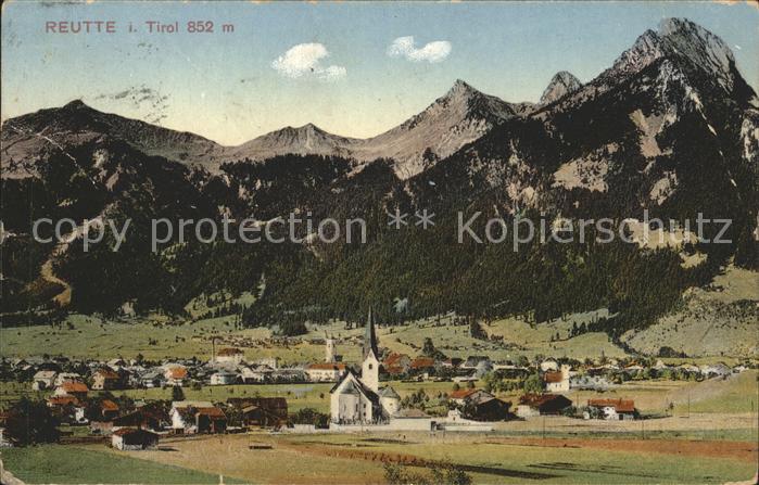 Reutte Tirol Ortsansicht mit Kirche