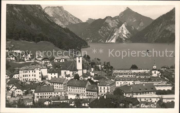 Ebensee Oberoesterreich Ortsansicht mit Kirche Traunsee Alpenpa