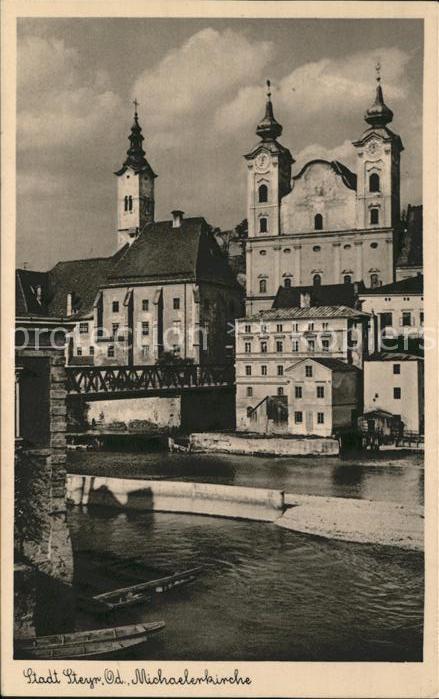 Steyr Enns Oberoesterreich Partie an der Enns Bruecke Michaelerkirche
