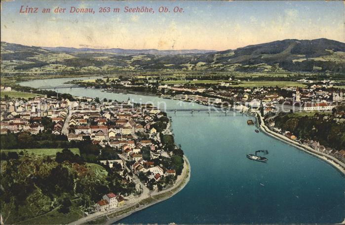 Linz Donau Panorama Bruecke Dampfer