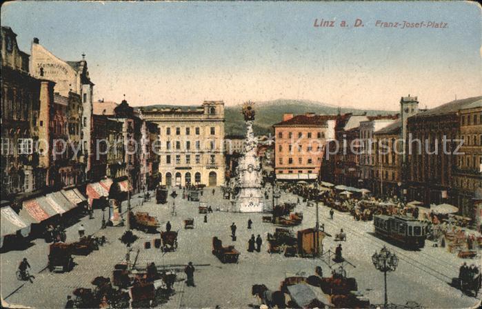 Linz Donau Franz Josef Platz Dreifaltigkeitssäule