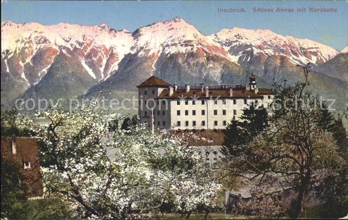 Innsbruck Schloss Amras mit Nordkette