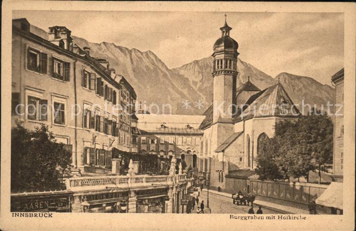 Innsbruck Burggraben mit Hofkirche