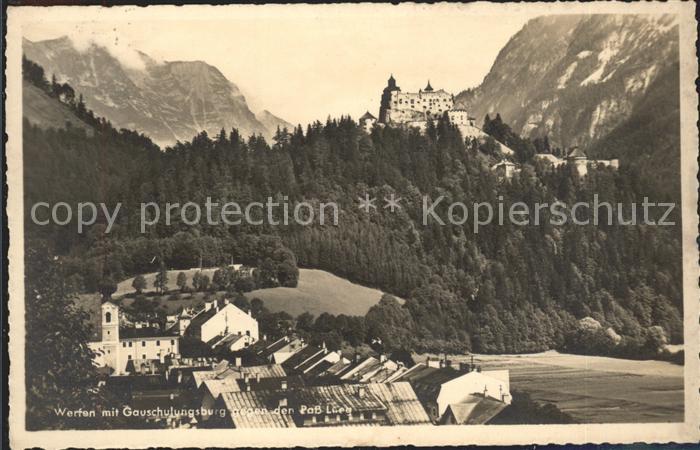 Werfen Salzburg Panorama mit Gauschulungsburg