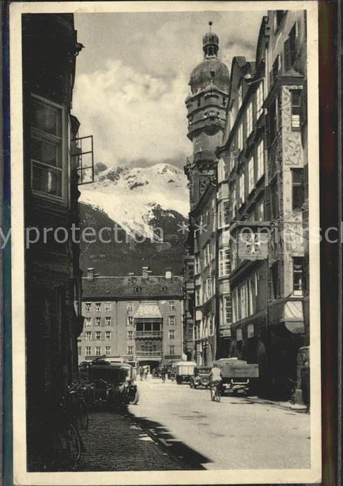 Innsbruck Herzog Friedrichstrasse Goldenes Dachl Autos