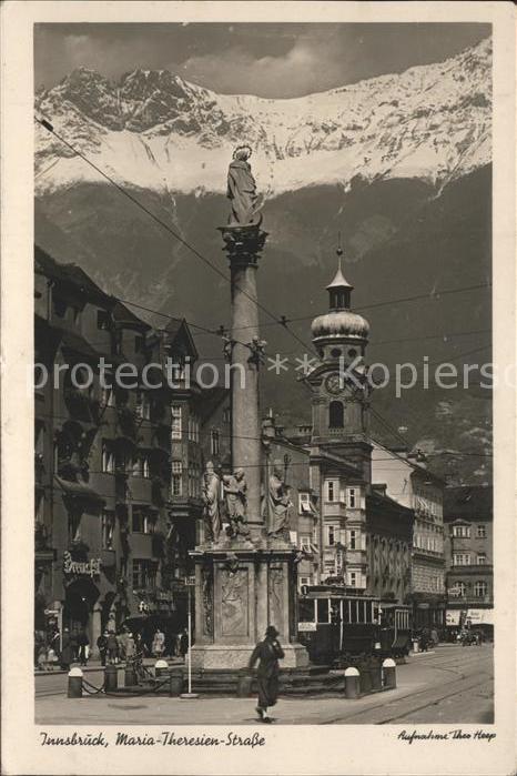 Innsbruck Maria Theresienstrasse Saeule Strassenbahn