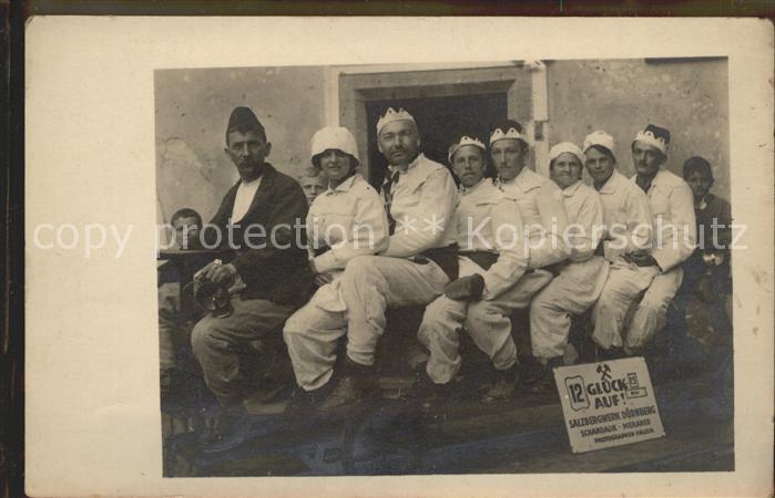 Salzbergwerk Dürnberg Bergbahn Gruppenfoto
