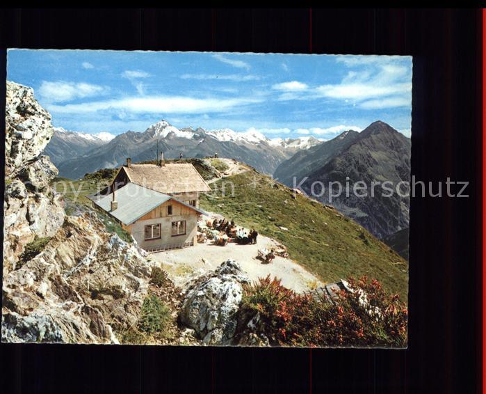 Penkenhaus  Penkenjoch Huette Schutzhuette Blick gegen Zillergrund Ahornspitze S