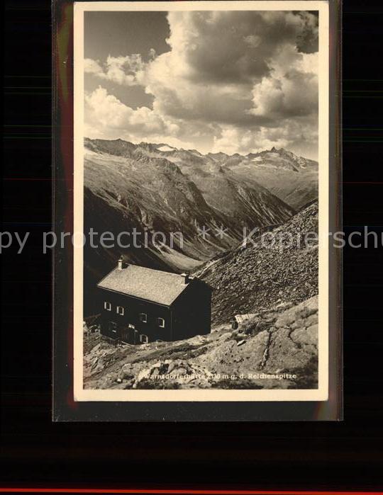 Warnsdorfer Huette gegen Reichenspitze Schutzhaus Venedigergruppe Hohe Tauern