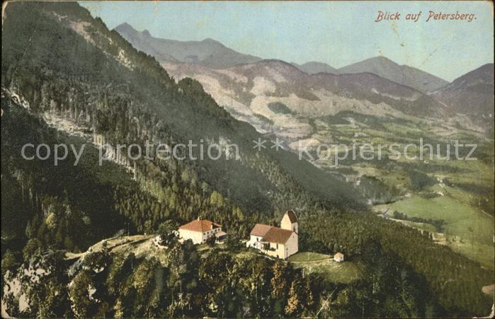 Petersberg Inn Gesamtansicht Kirche