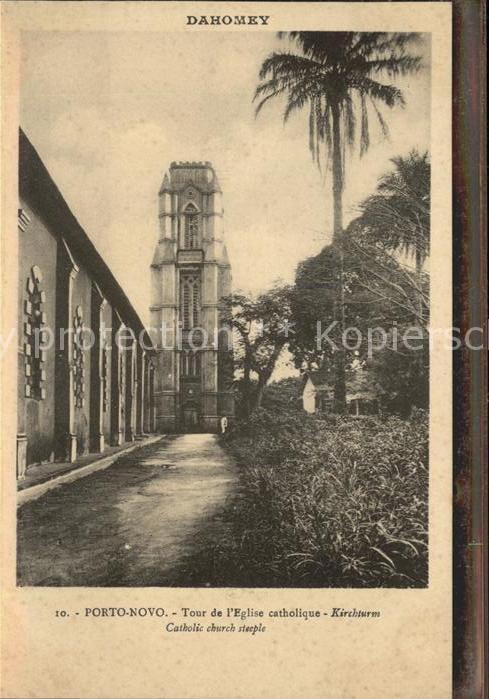 Porto-Novo Tour de L_Eglise catholique-Kirchturm