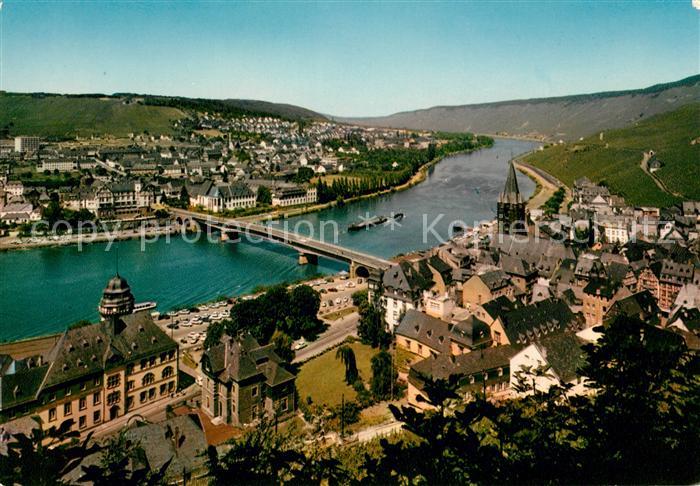 Bernkastel-Kues Moselpartie Fliegeraufnahme