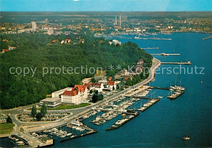 Duesternbrook Hindenburgufer mit Kieler Yachtclub und Sporthafen Fliegeraufnahme