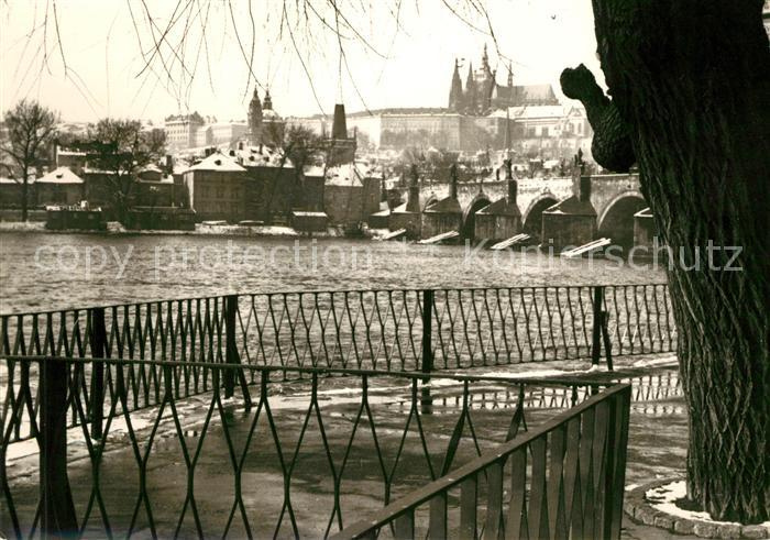 Praha Prahy Prague Pohled na Prazsky hrad a Malou Stranu