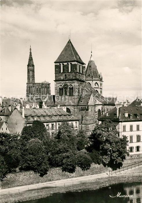 Strasbourg Alsace Eglise St Thomas et la Cathedrale