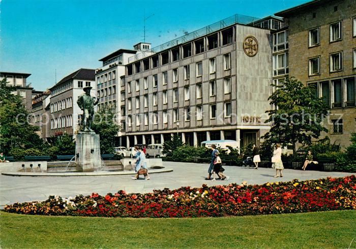 Bielefeld Altstaedter Kirchplatz Leineweber Denkmal