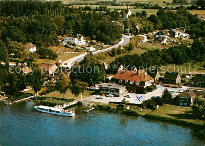 Holsteinische Schweiz Fliegeraufnahme Anlegestelle Niederkleveez Faehrhaus