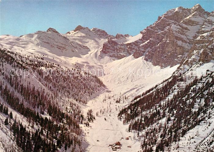 Stubaier Alpen Schlicker Alm Fliegeraufnahme