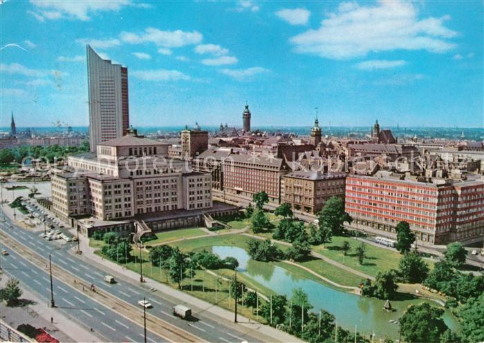 LEIPZIG Sachsen Stadtblick mit Oper und Karl Marx Universitaet