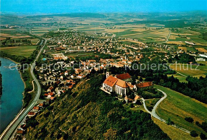 Bogenberg Niederbayern Fliegeraufnahme mit Marien Wallfahrtskirche