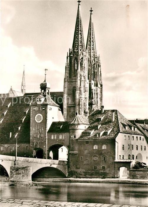 REGENSBURG Bayern Steinerne Bruecke Dom