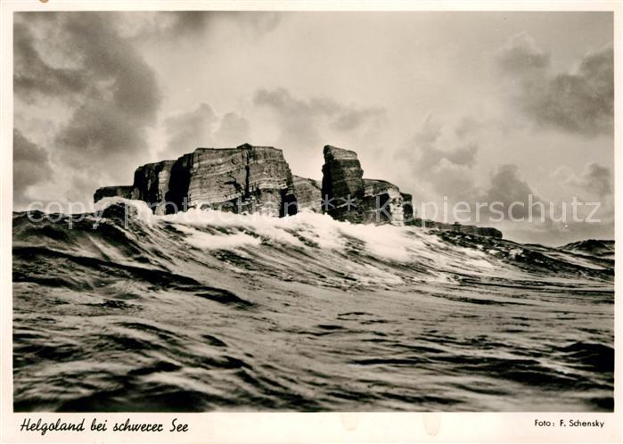 Helgoland Stuermische See