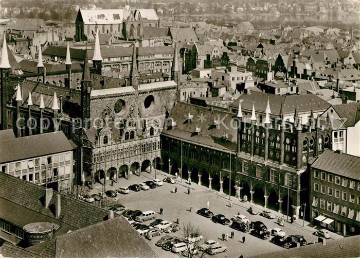Luebeck Fliegeraufnahme Marktplatz Rathaus Katharinenkirche
