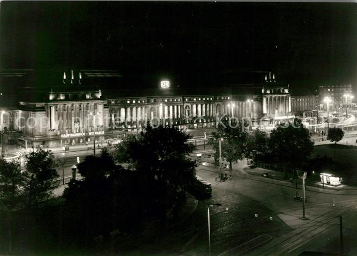 LEIPZIG Sachsen Hauptbahnhof Nachtaufnahme