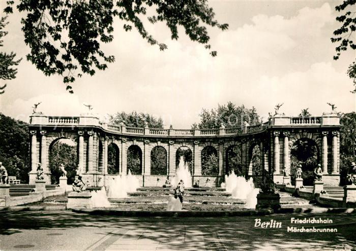 BERLIN  CITY Friedrichshain Maerchenbrunnen