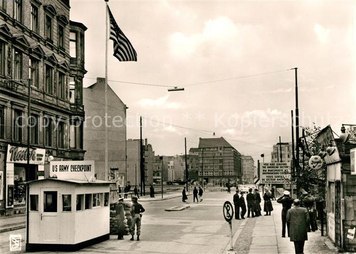 BERLIN  CITY Sektorengrenze uebergang Friedrichstrasse