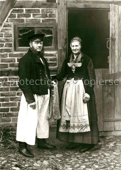 Insel Ruegen Alte Moenchguter Tracht