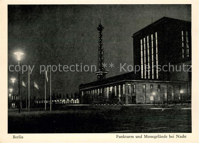 BERLIN CITY Funkturm Messegelaende Nachtaufnahme