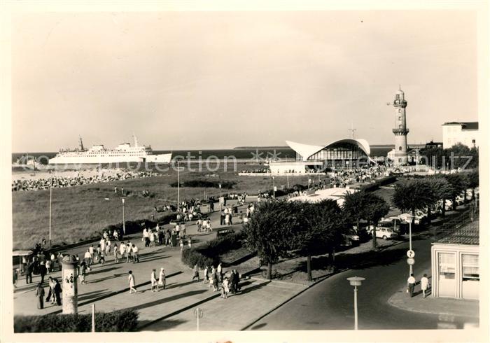 Warnemuende Ostseebad Leuchtturm Promenade Konzerthalle