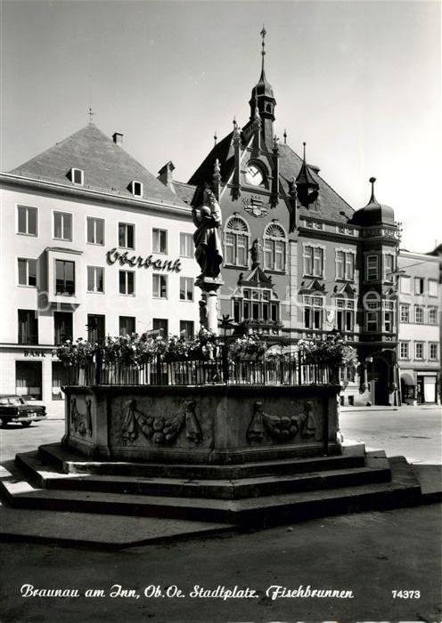 Braunau Inn Stadtplatz Fischbrunnen