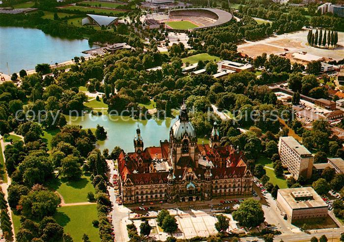 HANNOVER CITY Neues Rathaus mit Sportzentrum Fliegeraufnahme