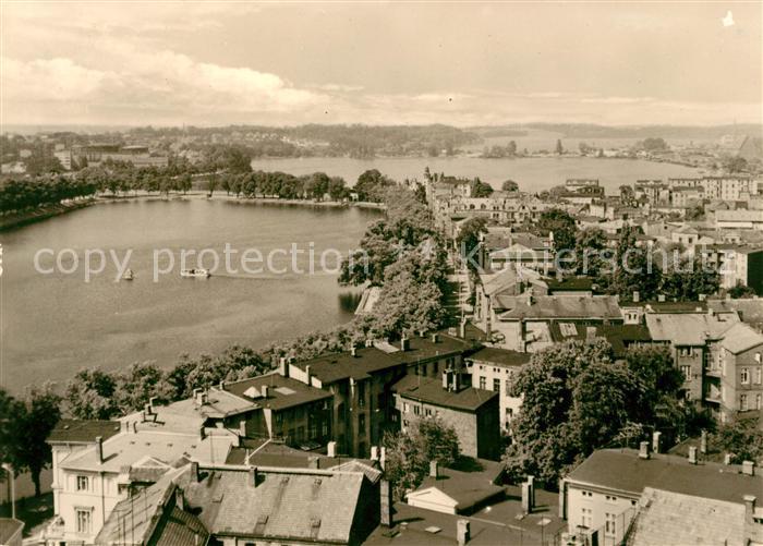 Schwerin Mecklenburg Domblick auf Pfaffenteich und Ziegelsee