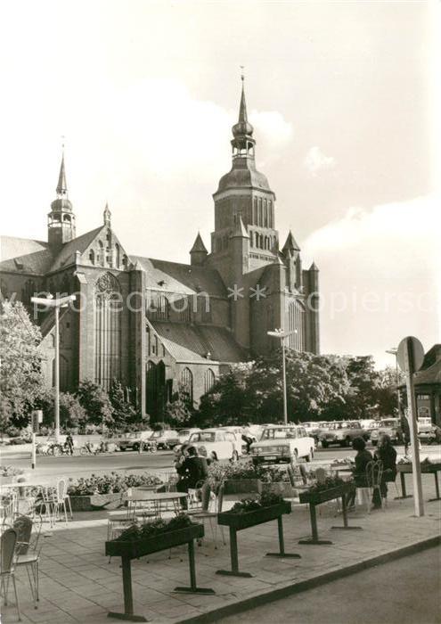 Stralsund Mecklenburg Vorpommern Marienkirche Blick vom Leninplatz