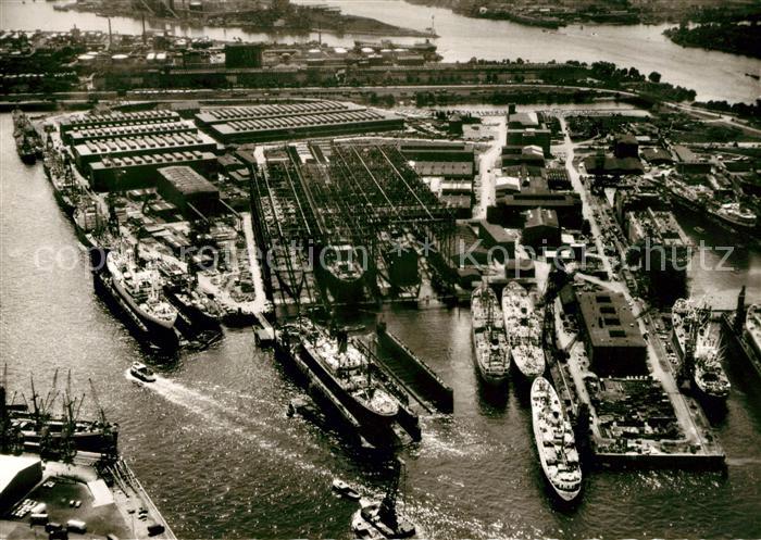 Hamburg Fliegeraufnahme Stapellauf Turbinentankschiff Esso Deutschland