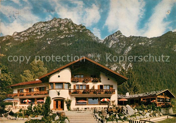 GARMISCH-PARTENKIRCHEN Bayern Almhuette Berggasthof am Suedhang des Kramers