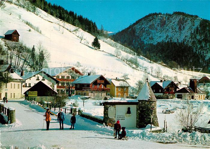 Mandling Ramsau Dorfidyll mit Gasthaus Taverne