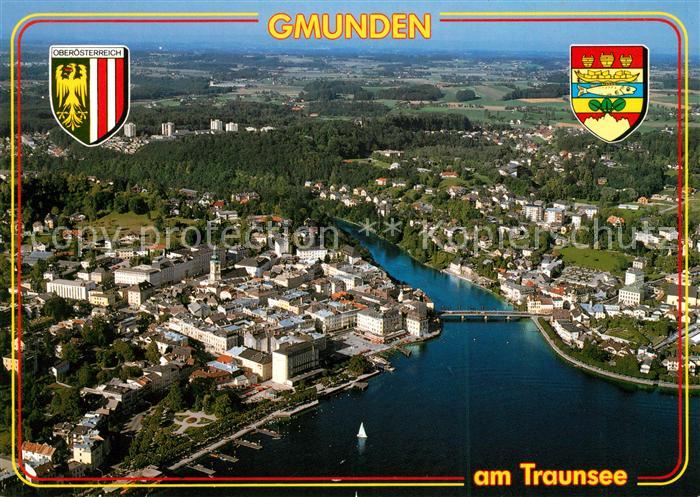 Gmunden Salzkammergut Fliegeraufnahme Traunsee