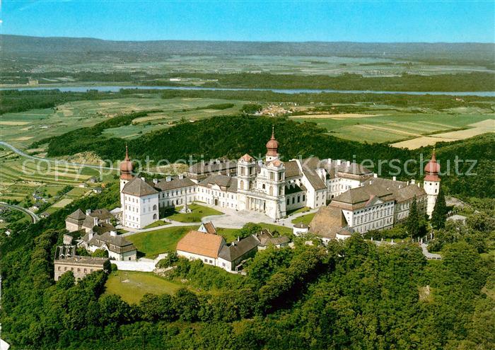 Furth Goettweig Fliegeraufnahme Benediktinerstift