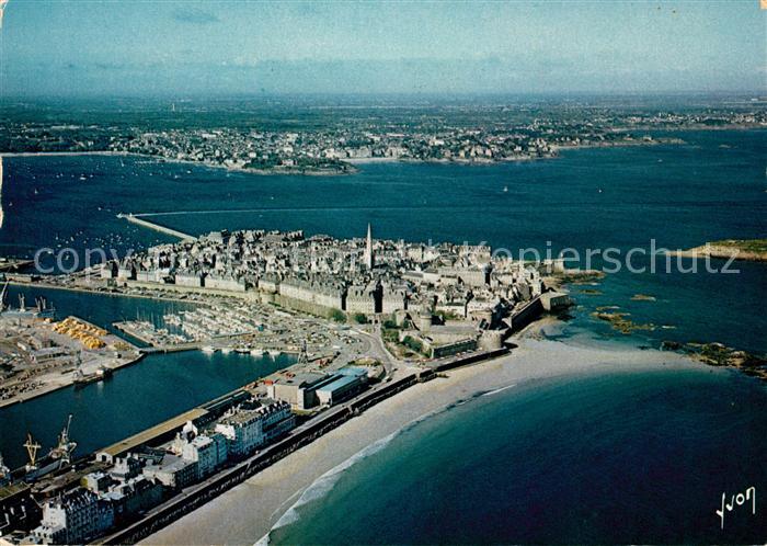 Saint-Malo 35 Vue generale aerienne sur la Ville fortifiee ancienne Cite Corsair