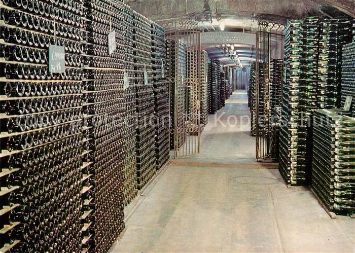 Schierstein Soehnlein Rheingold Kellereien Flaschenkeller