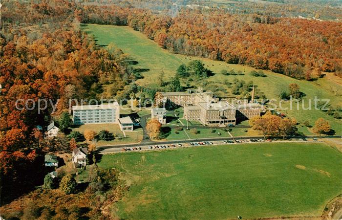 Wallingford Connecticut Masonic Home and Hospital Fliegeraufnahme