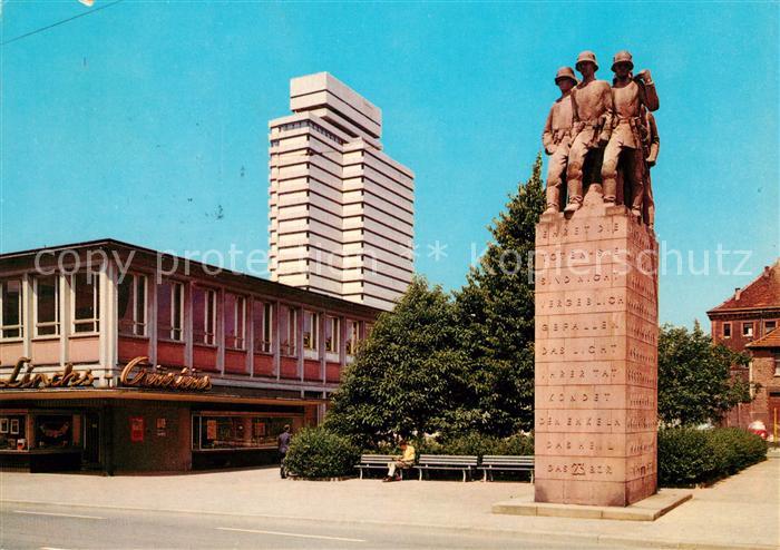 Kaiserslautern Kriegerdenkmal und Rathaus