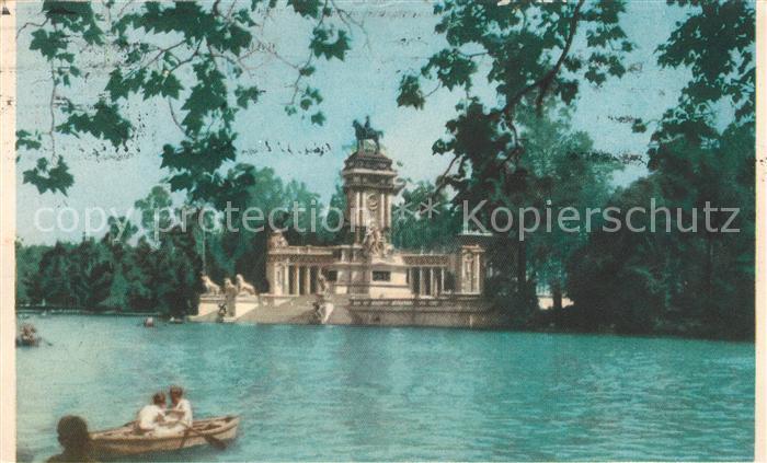 Madrid Spain Estanque del Retiro