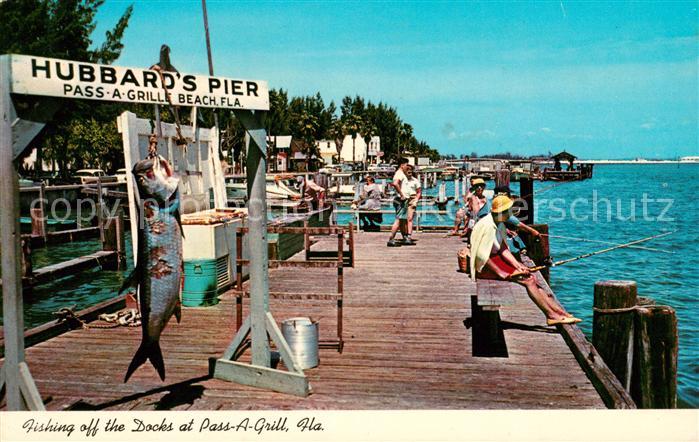 Florida US-State Hubbards Pier Fishing oft the Docks at Pass A Grill