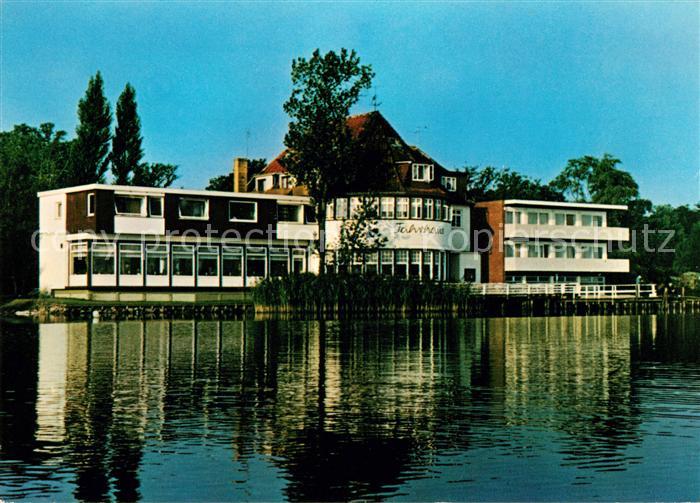 Bad Zwischenahn Seehotel Faehrhaus Ansicht vom Zwischenahner Meer aus