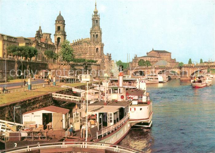 DRESDEN Elbe Dampferanleger Bruehlschen Terrasse